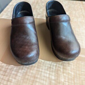 Women's, Size 37, Antique Brown, Oiled Leather Dansko Clogs, (Size 6 1/2-7)